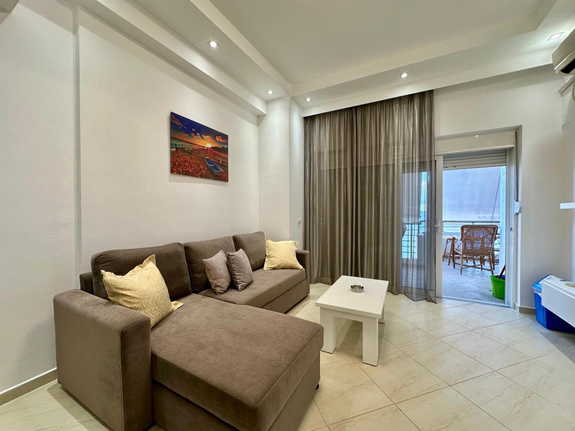 Aqua Apartments Seaview Sarande Exterior photo