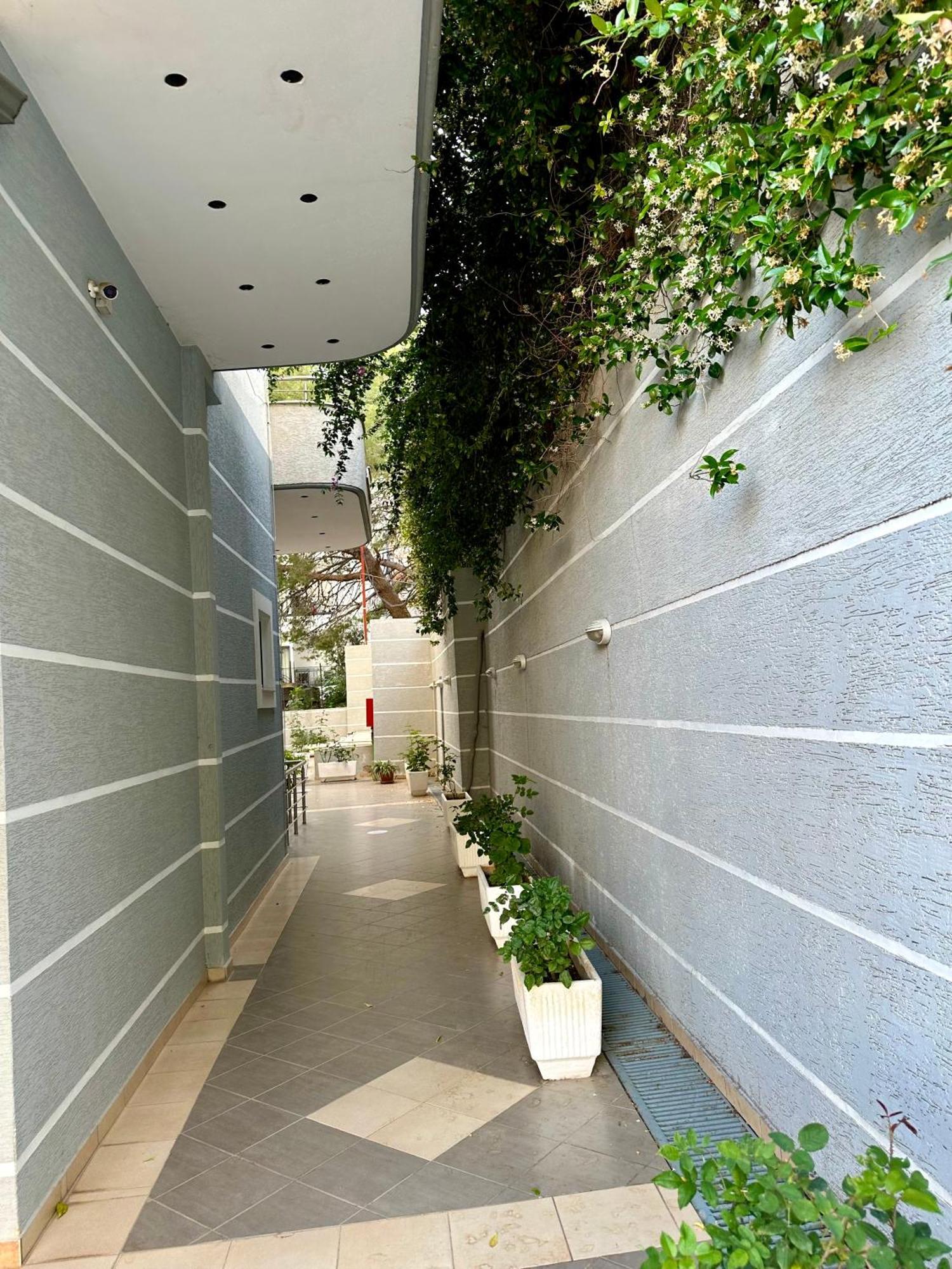 Aqua Apartments Seaview Sarande Exterior photo